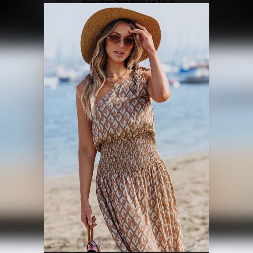 Cupshe Tan and Red Patterned Dress size M